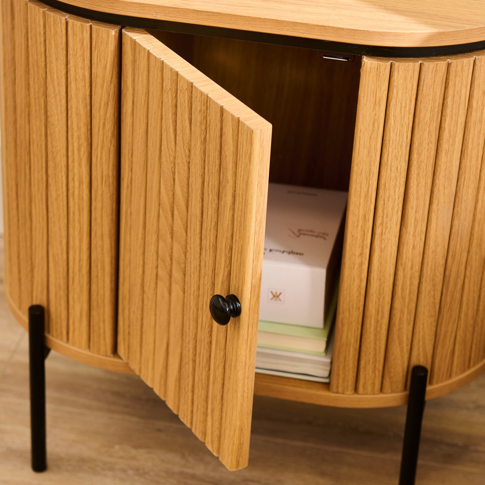 matius-black-seasoned-oak-1-right-door-bedside-table - Image 5