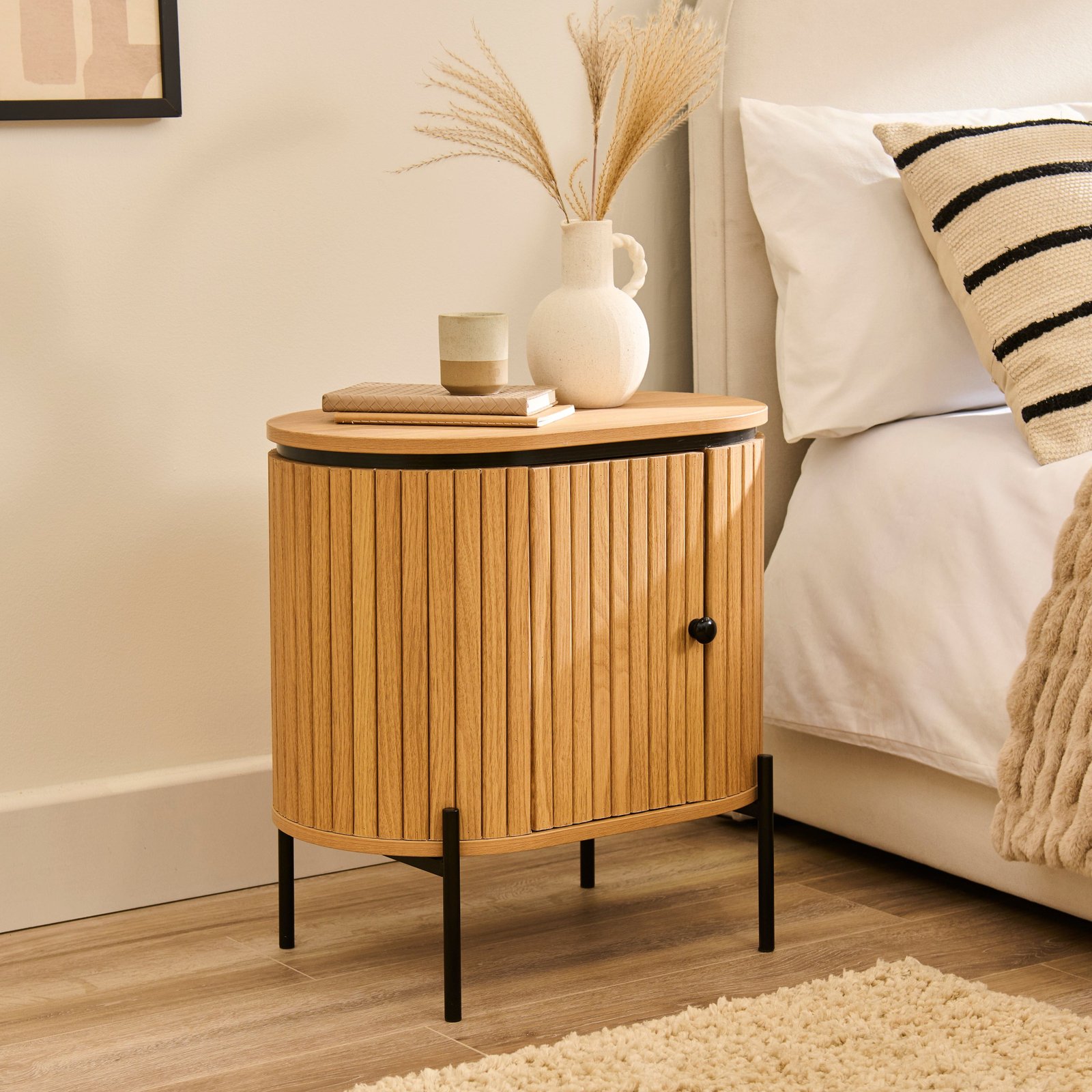 matius-black-seasoned-oak-1-right-door-bedside-table - Image 2