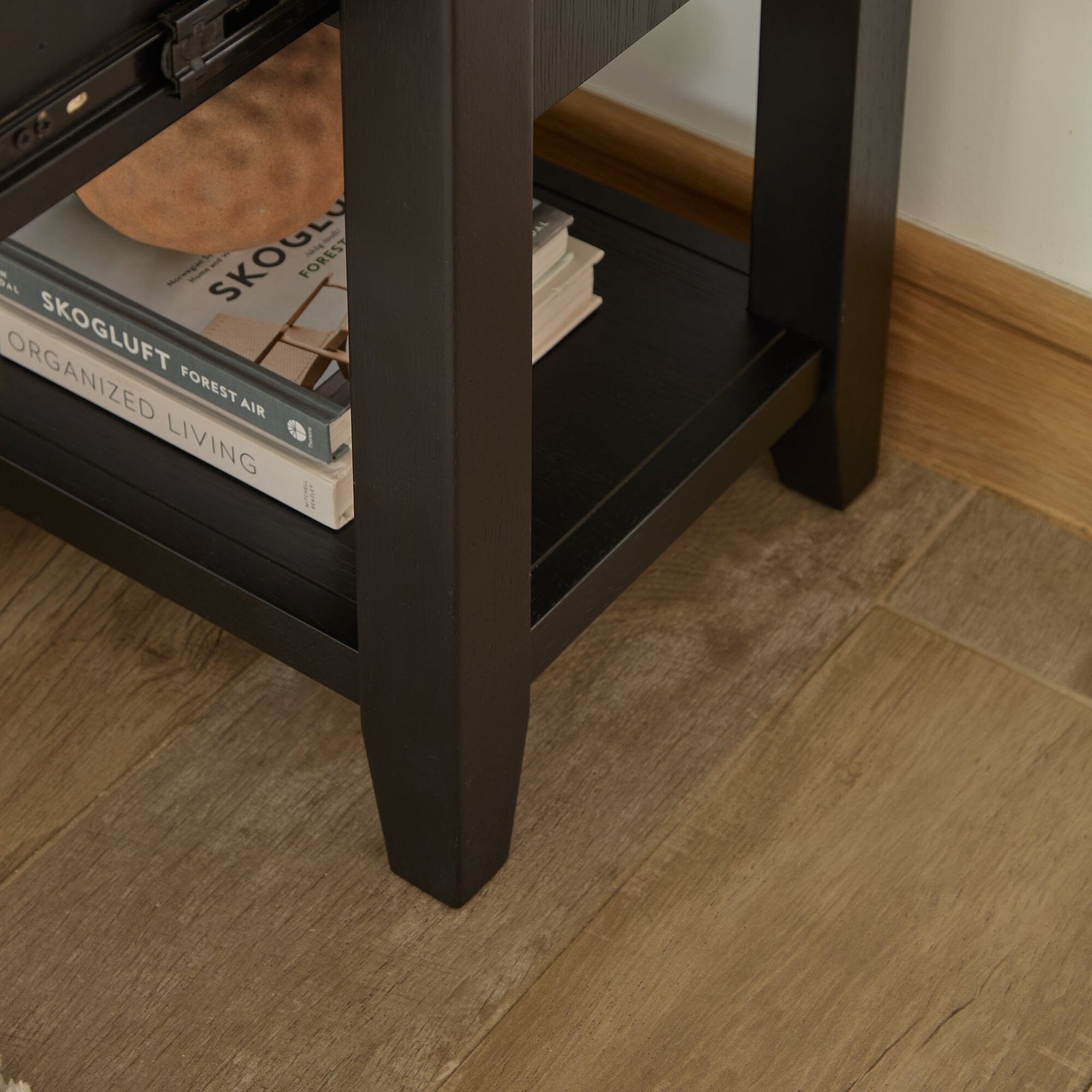 raleigh-black-oak-1-drawer-bedside-table - Image 4