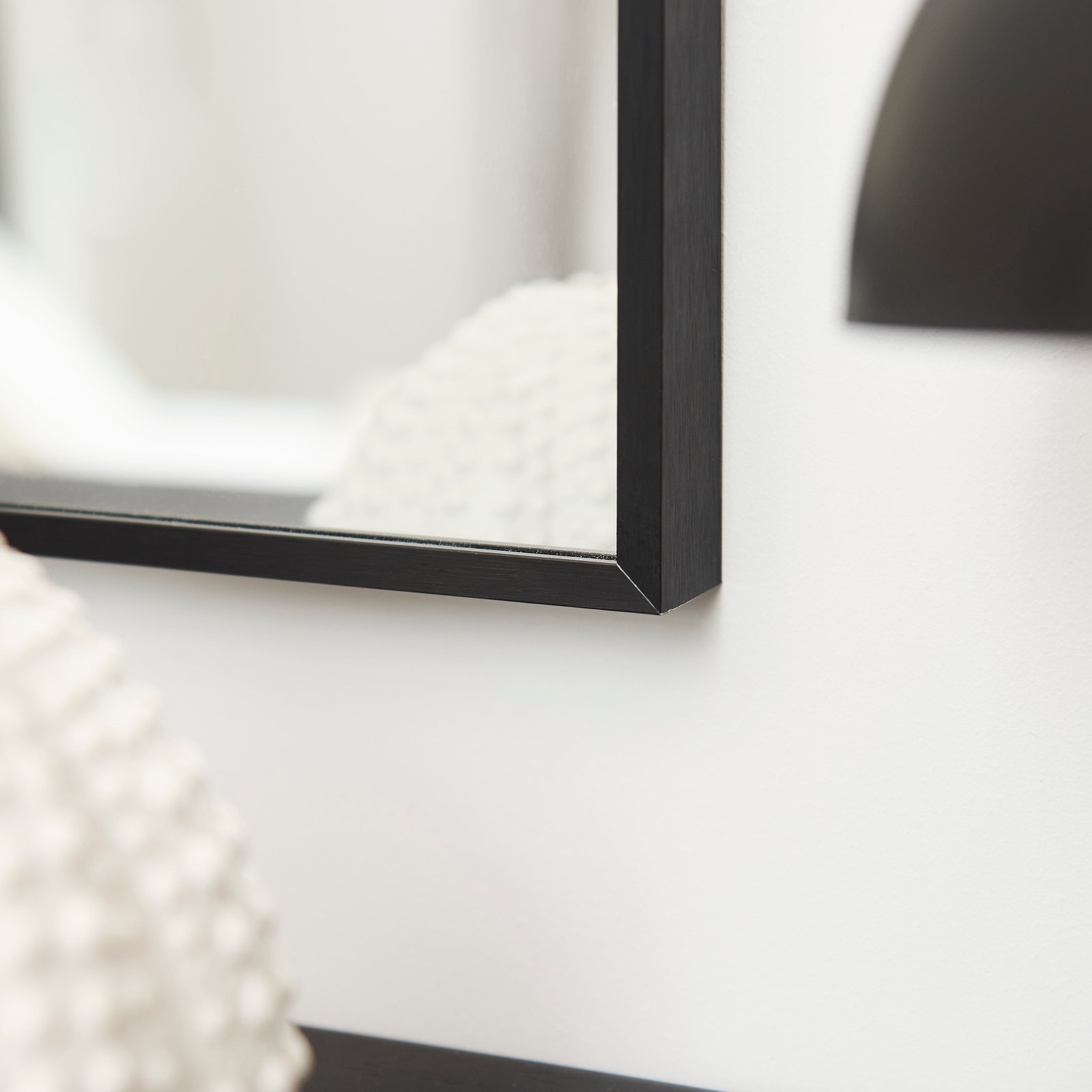 ingham-70x70cm-metal-arch-mirror-black - Image 4