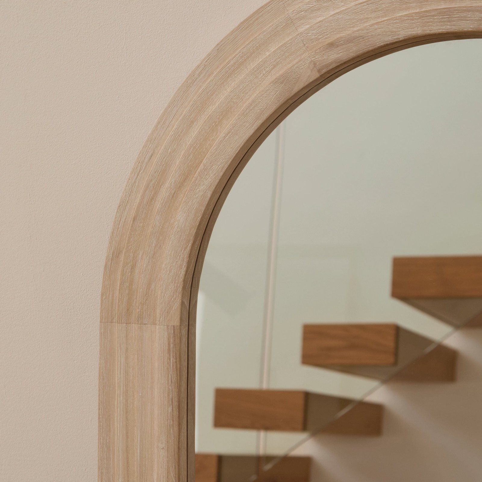 kubu-90x77cm-wooden-arch-mirror-whitewash - Image 3