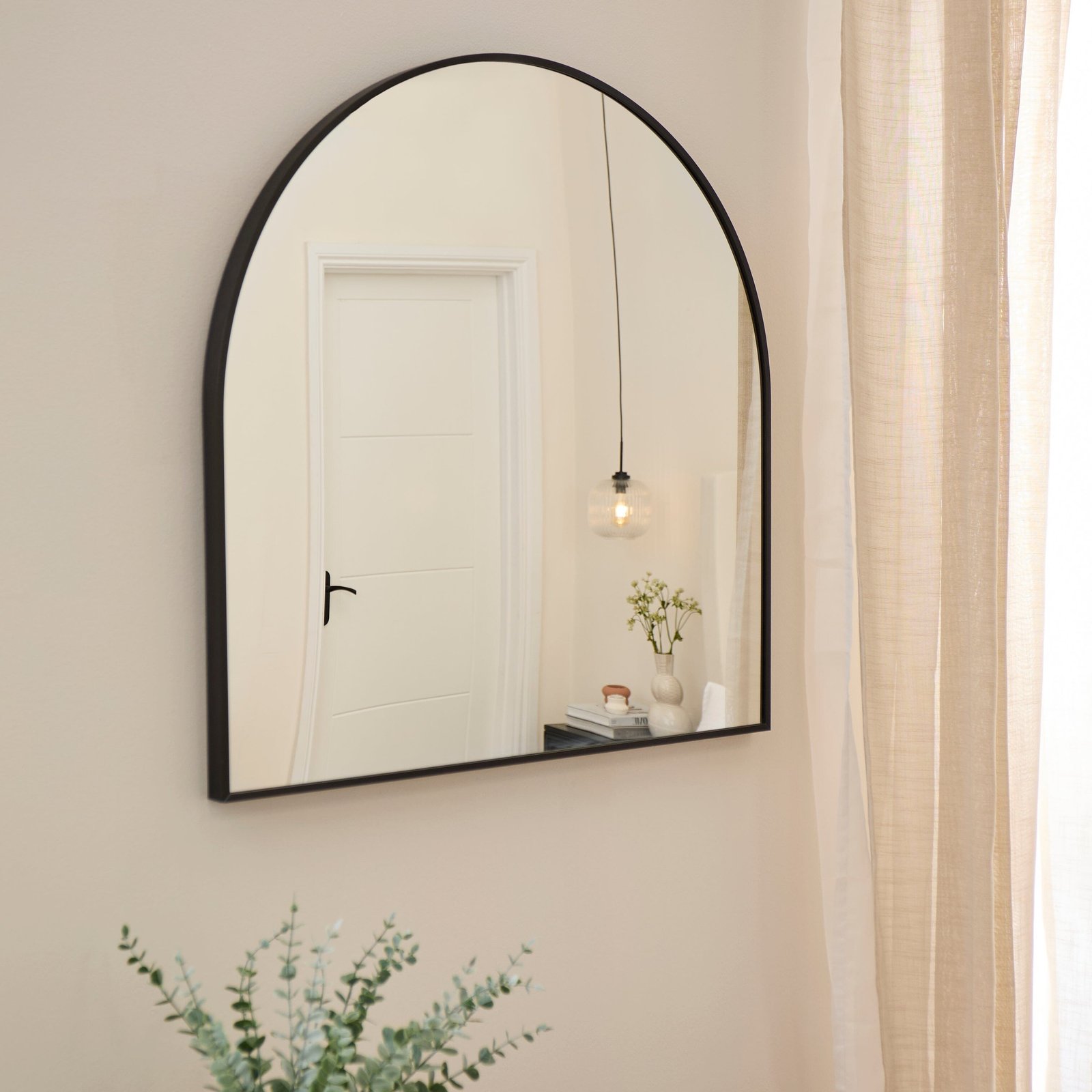 ingham-70x70cm-metal-arch-mirror-black - Image 3