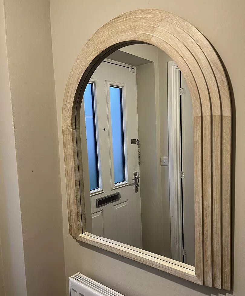 kubu-90x77cm-wooden-arch-mirror-whitewash - Image 4