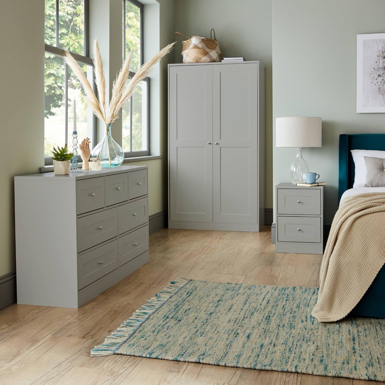 stevie-two-drawer-shaker-style-bedside-table-grey - Image 3